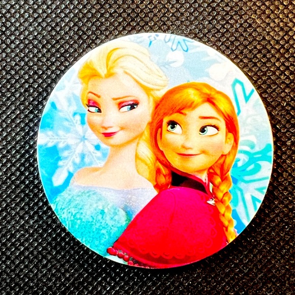 Princess Elsa And Anna Waterproof Vinyl Stickers New Set Of 12 - Picture 1 of 2